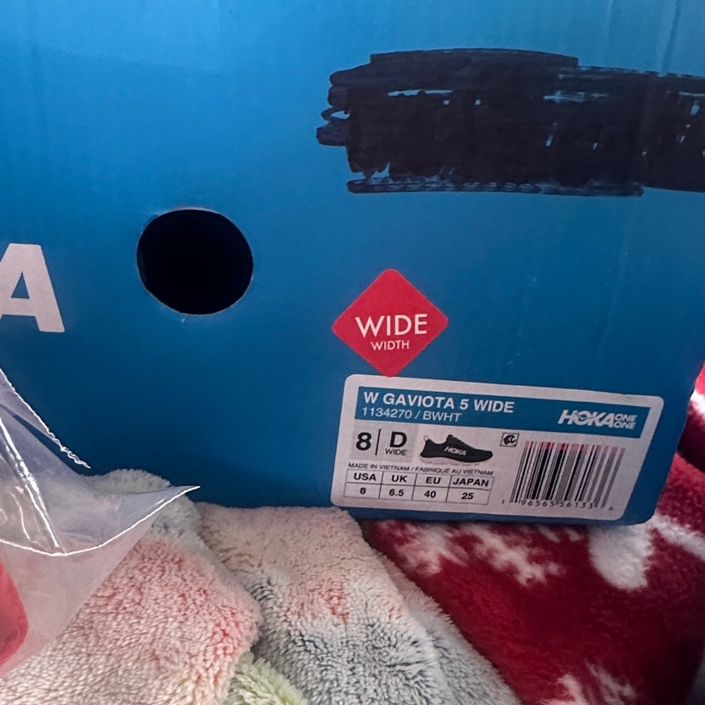 Hoka Gaviota 5, size 8 Wide Euro 40, comes in Hoka original box - Picture 4 of 6